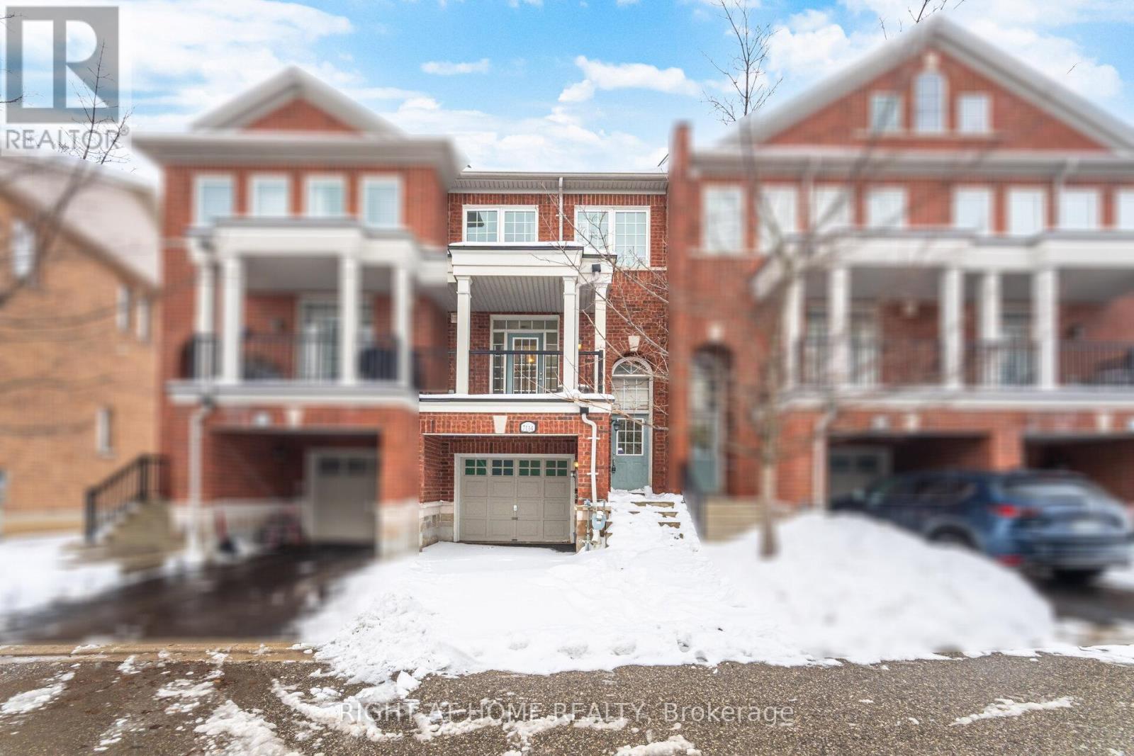 7114 Triumph Lane, Mississauga, Ontario  L5N 0C5 - Photo 2 - W13039906