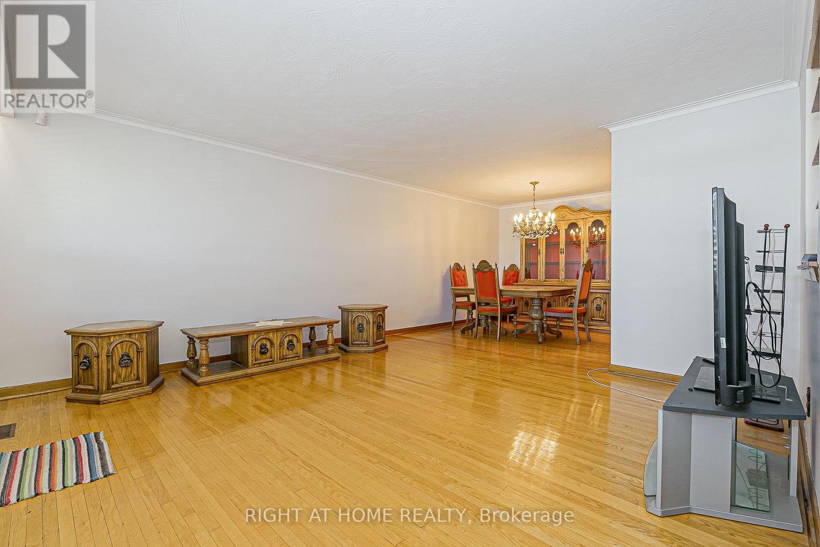 125 Shoreham Drive, Toronto, Ontario  M3N 1S8 - Photo 4 - W13060734