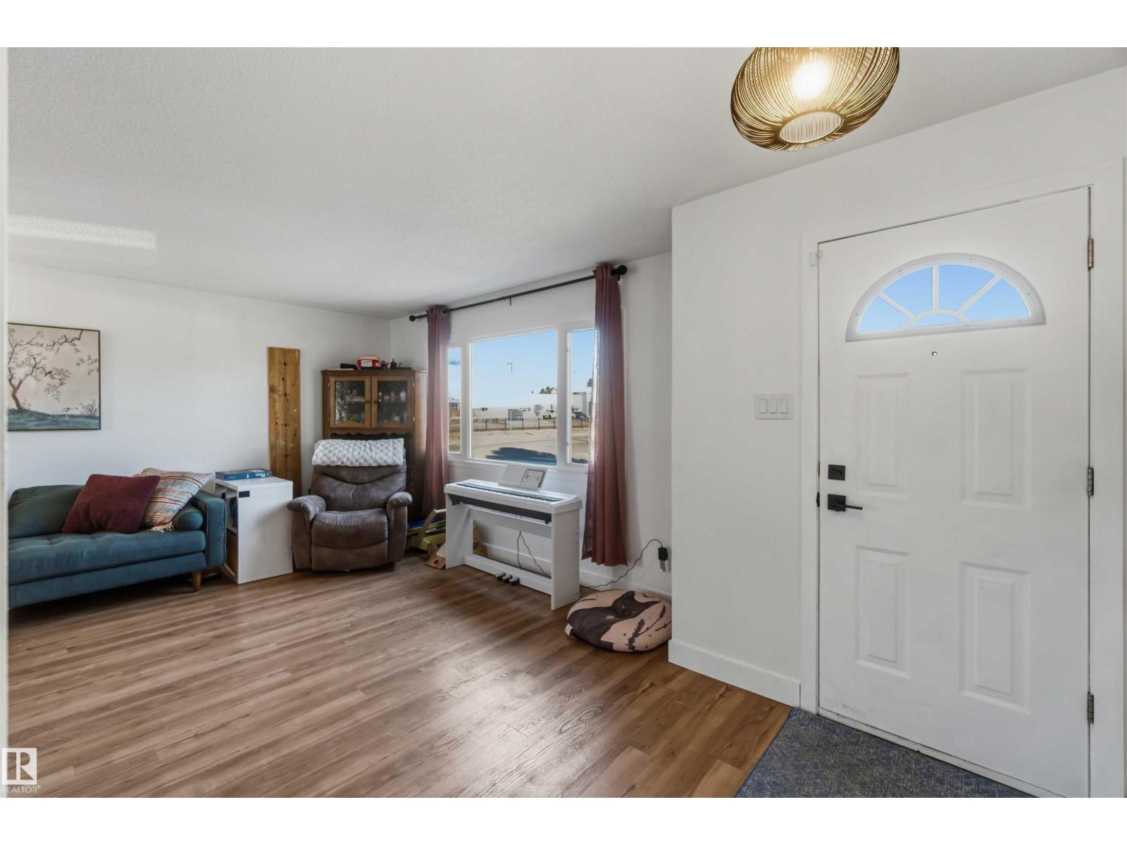 3119 110 Av Nw, Edmonton, Alberta  T5W 0H2 - Photo 5 - E4484981