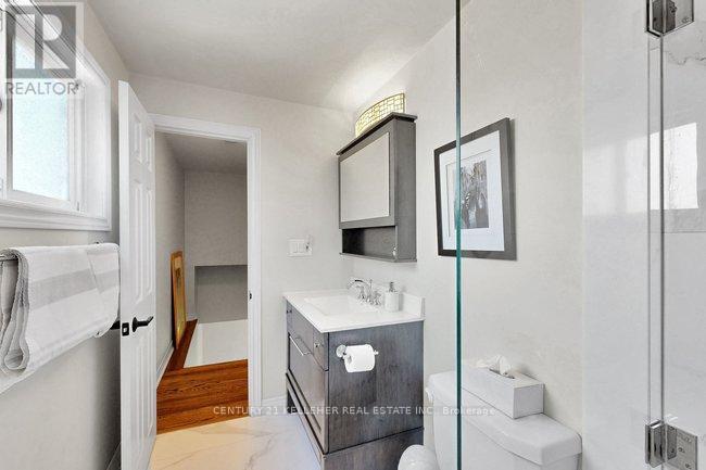 1059 Sierra Boulevard, Mississauga, Ontario  L4Y 2E3 - Photo 16 - W13065216