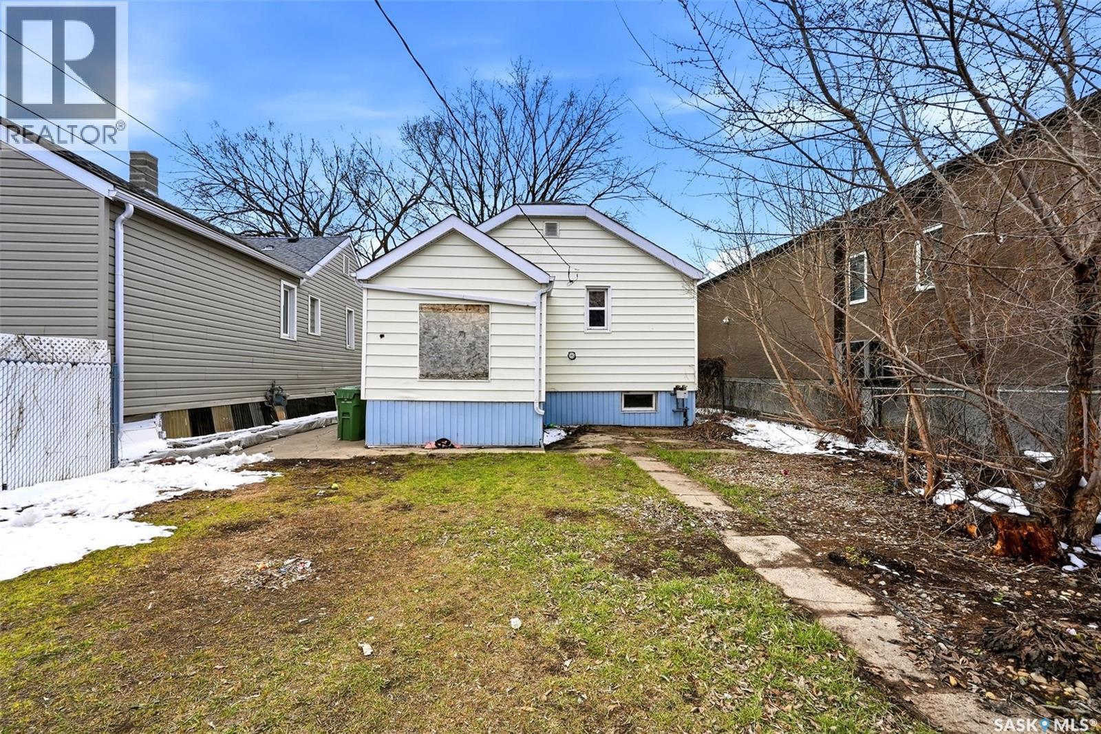 2221 Atkinson Street, Regina, Saskatchewan  S4N 3X2 - Photo 11 - SK034495