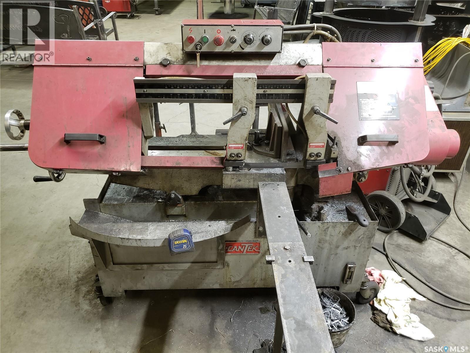 Metalman Art & Design Business, Vanscoy Rm No. 345, Saskatchewan  S7K 3J6 - Photo 12 - SK034488