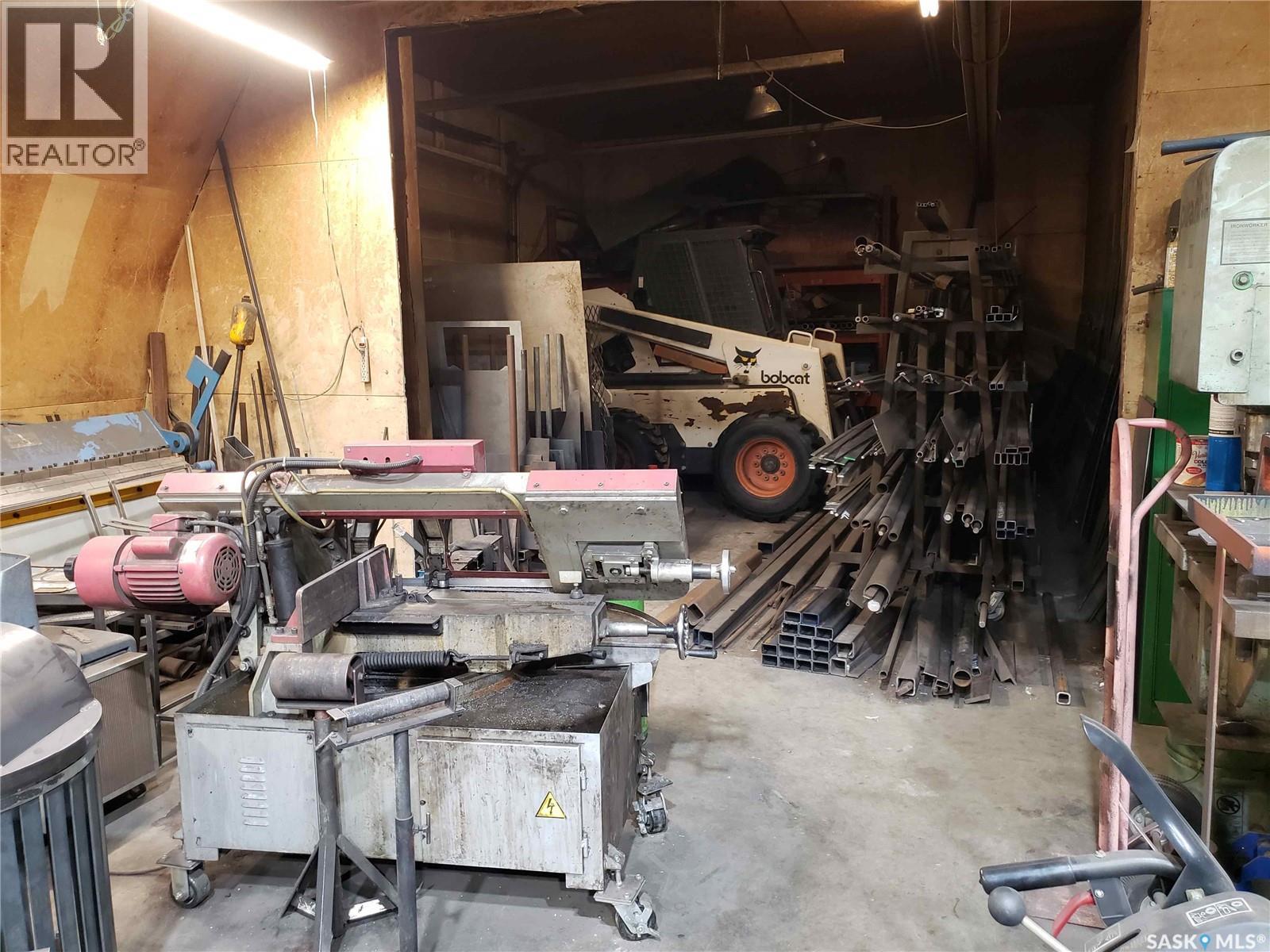 Metalman Art & Design Business, Vanscoy Rm No. 345, Saskatchewan  S7K 3J6 - Photo 26 - SK034488