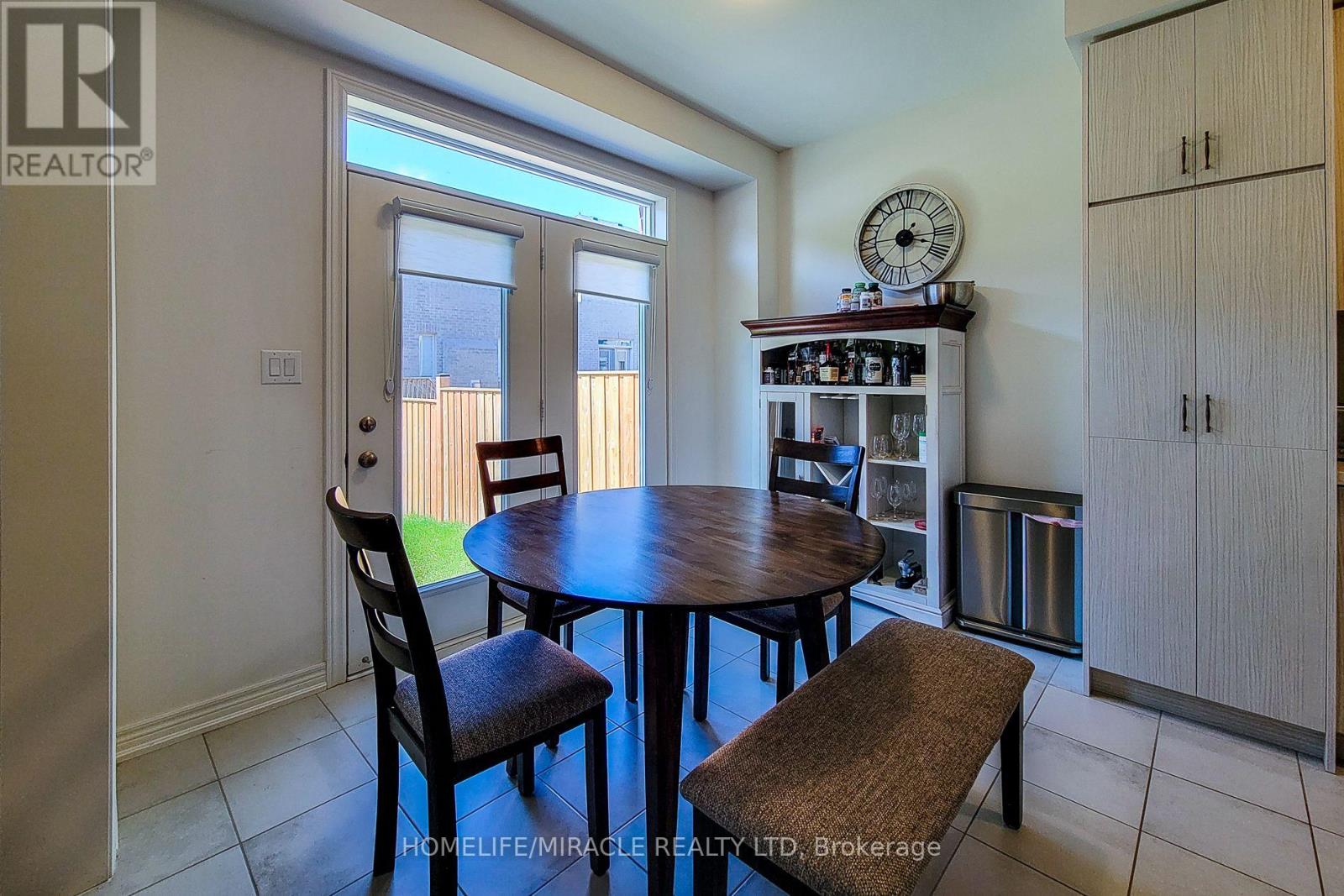 88 Westfield Crescent, Hamilton (Waterdown), Ontario  L8B 1X9 - Photo 19 - X13065178