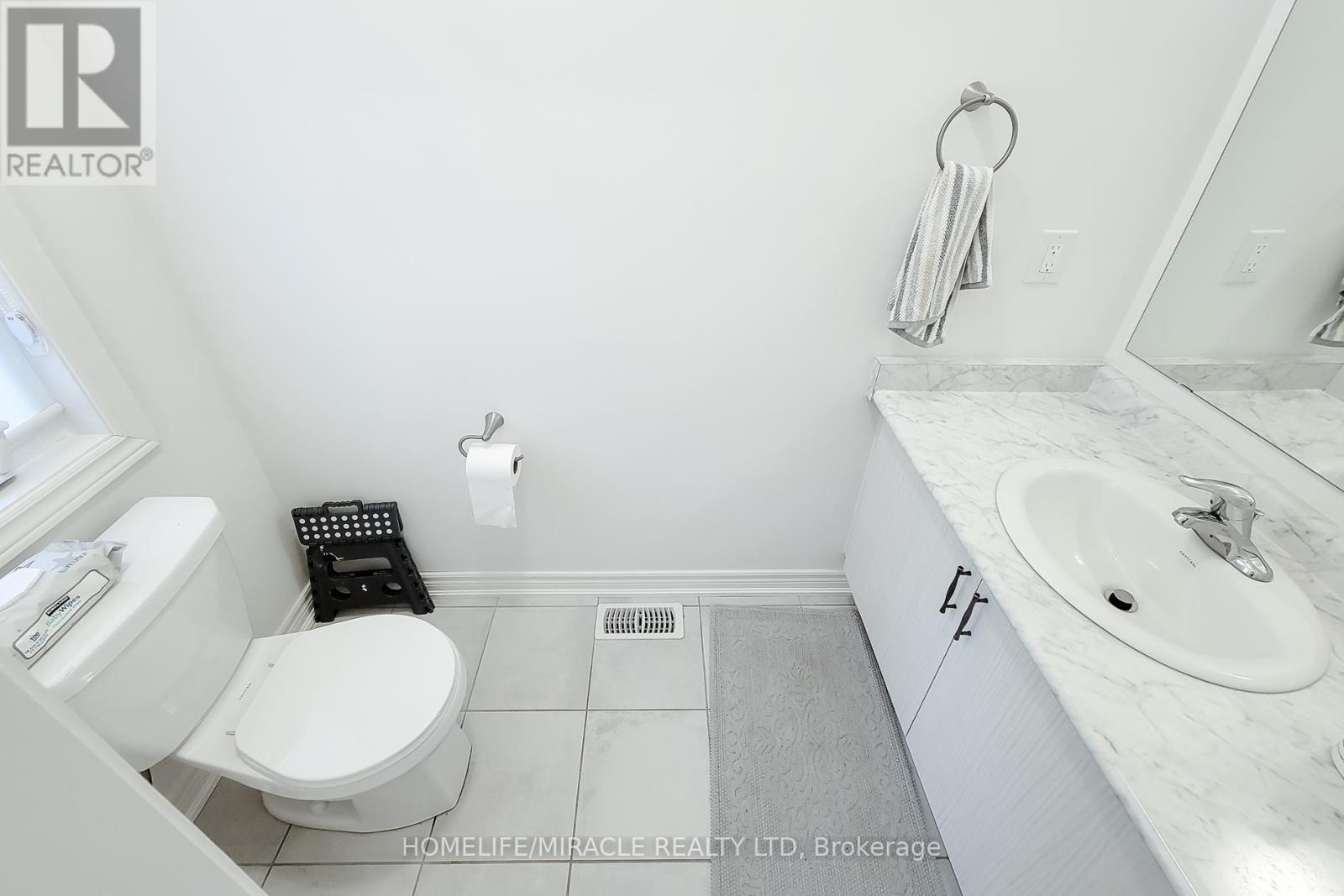 88 Westfield Crescent, Hamilton (Waterdown), Ontario  L8B 1X9 - Photo 21 - X13065178
