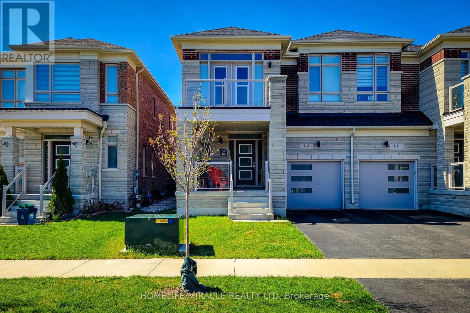 88 Westfield Crescent, Hamilton (Waterdown), Ontario  L8B 1X9 - Photo 4 - X13065178