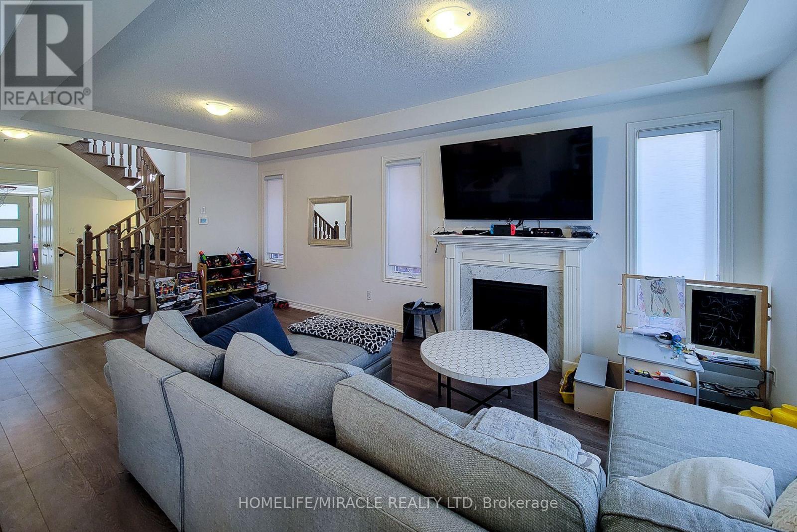 88 Westfield Crescent, Hamilton (Waterdown), Ontario  L8B 1X9 - Photo 7 - X13065178