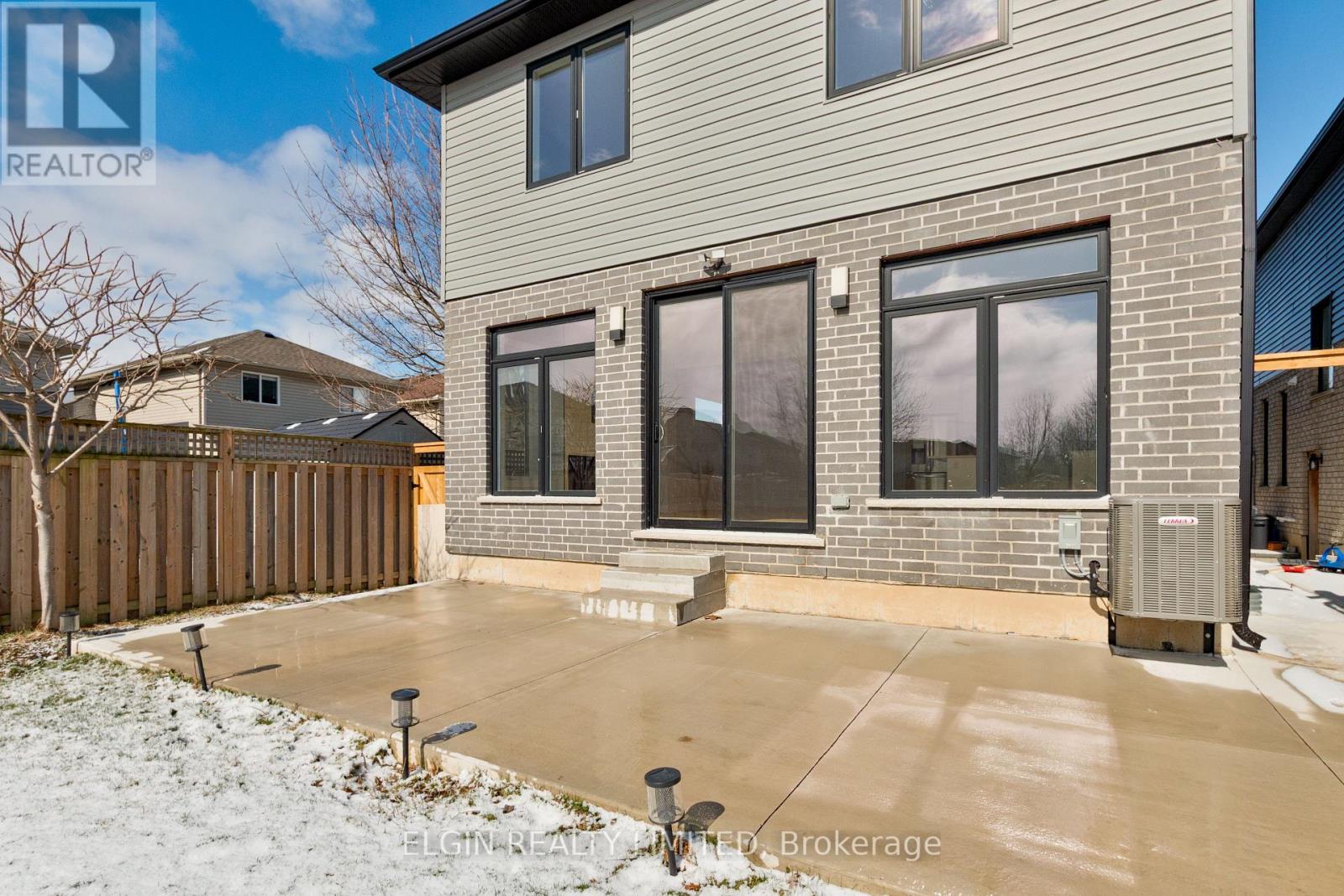 41531 Florence Court, Southwold, Ontario  N5P 4N4 - Photo 38 - X12896732