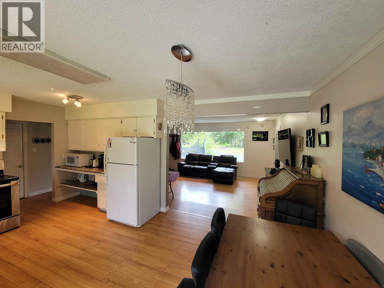 2158 Grandview Drive, Terrace, British Columbia  V8G 0A8 - Photo 7 - R3117812