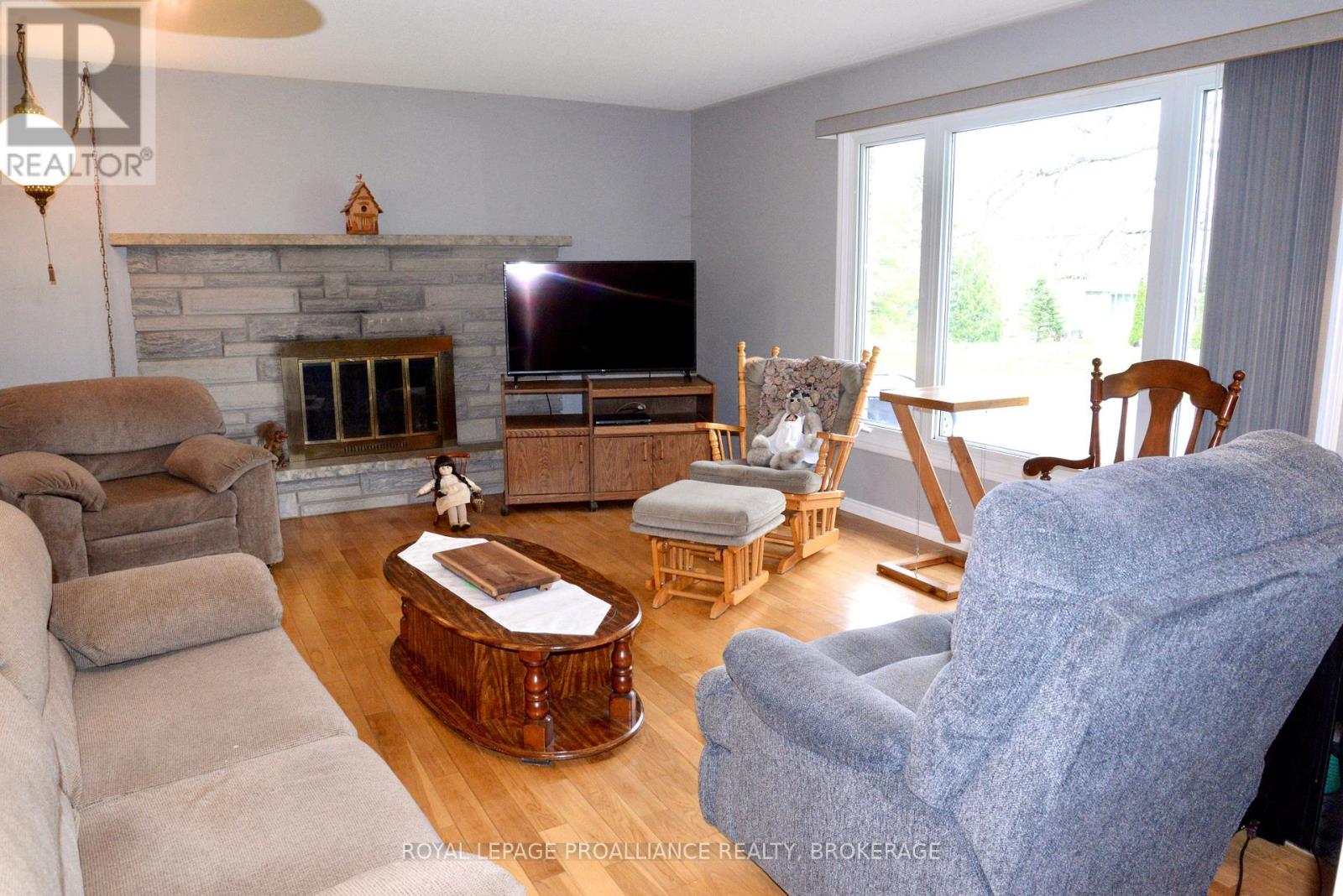 2489 Leeman Road, Kingston, Ontario  K0H 1M0 - Photo 4 - X13065482