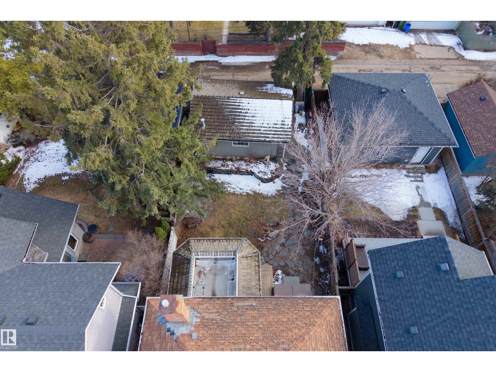 9819 92 Av Nw, Edmonton, Alberta  T6E 2V4 - Photo 48 - E4484989