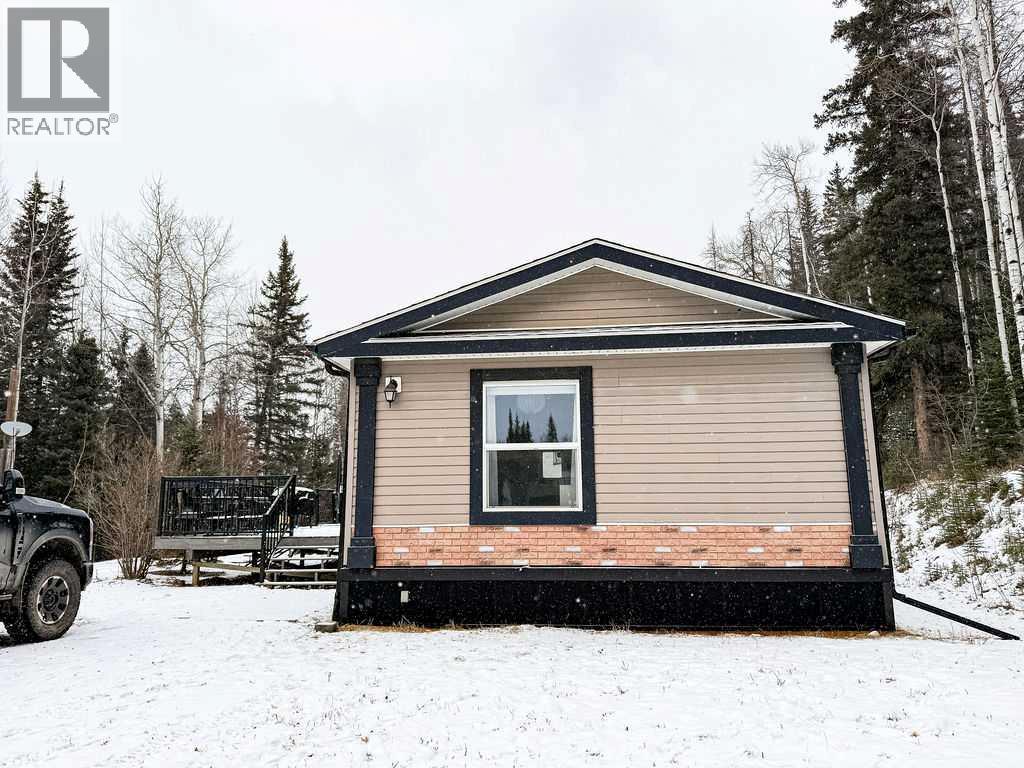 4b-24425 East River Road, Hinton, Alberta  T7V 0A3 - Photo 1 - A2286889
