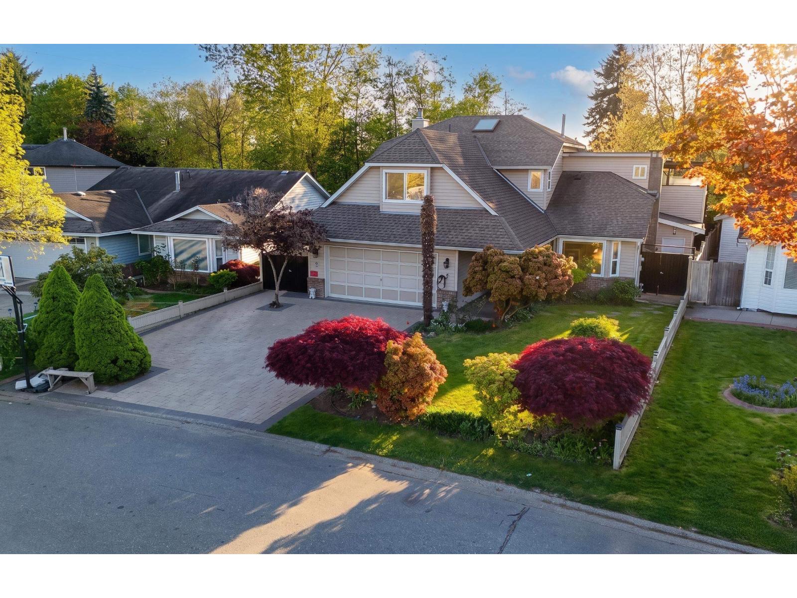 7461 123 Street, Surrey, British Columbia  V3W 9N1 - Photo 3 - R3117477