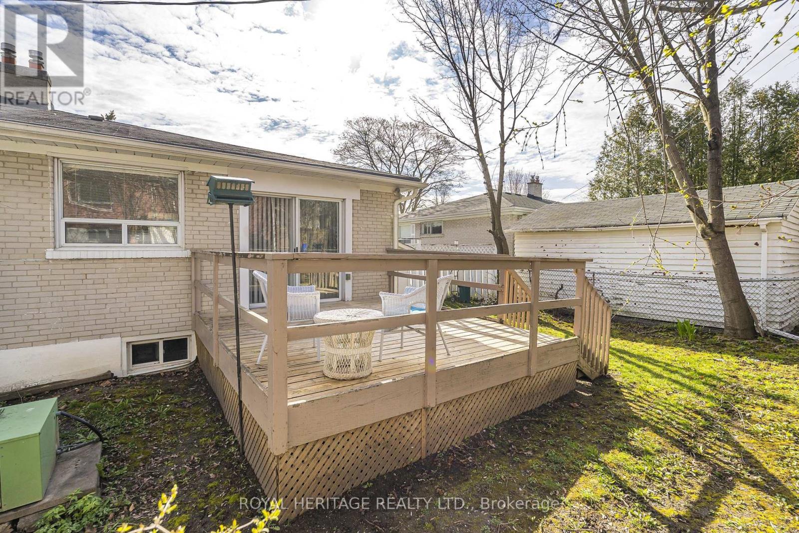 121 Tulloch Drive, Ajax, Ontario  L1S 2S7 - Photo 33 - E12962680