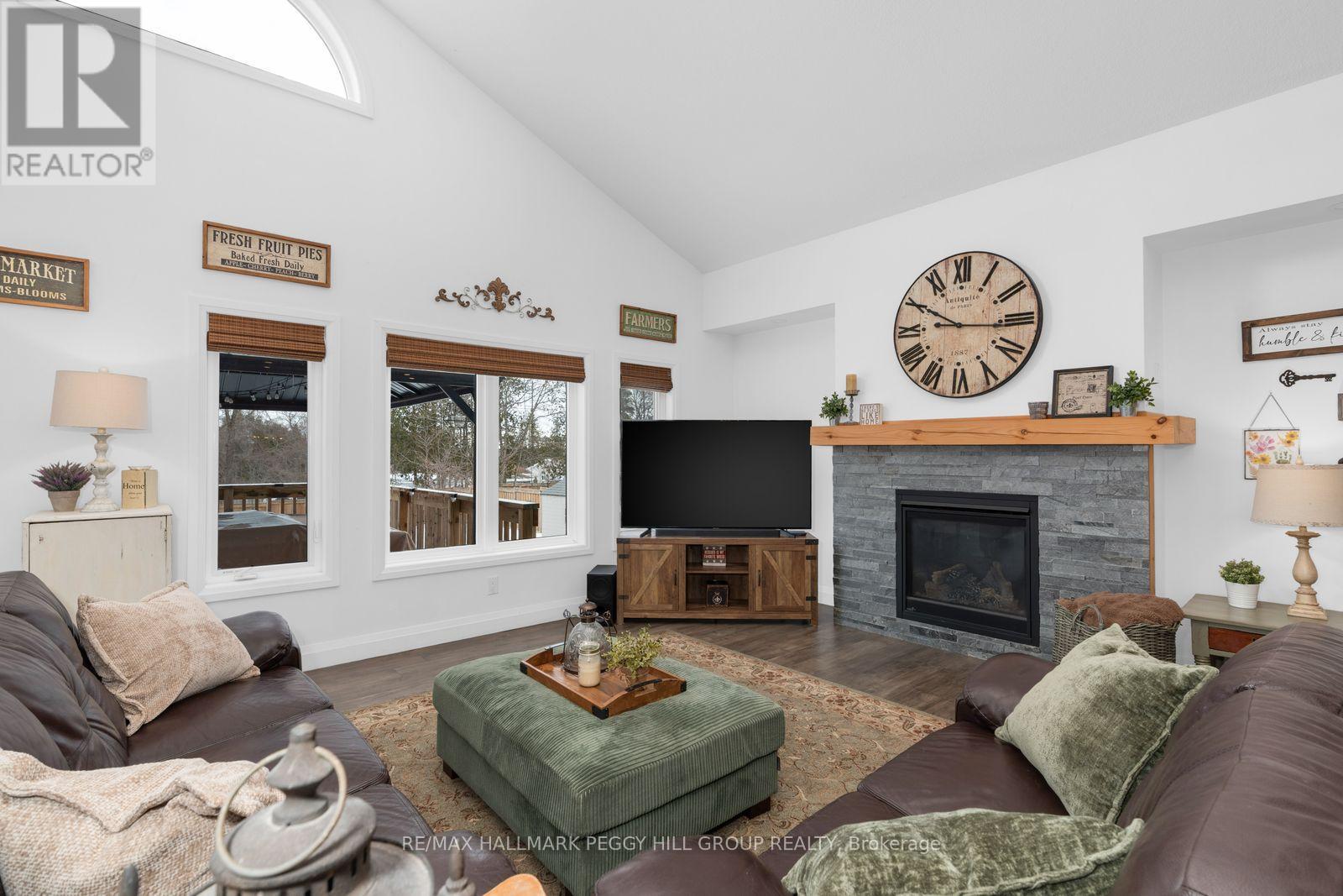 2967 Earl Street, Innisfil, Ontario  L9S 3E2 - Photo 6 - N13020792