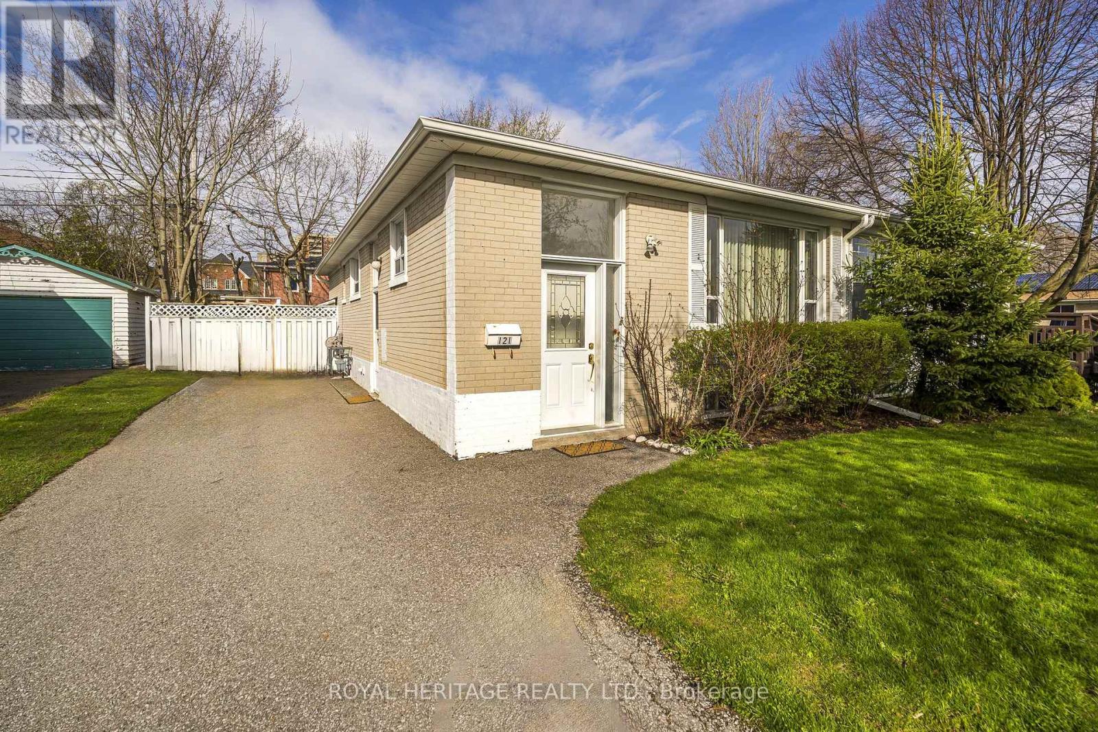 121 Tulloch Drive, Ajax, Ontario  L1S 2S7 - Photo 3 - E12962680