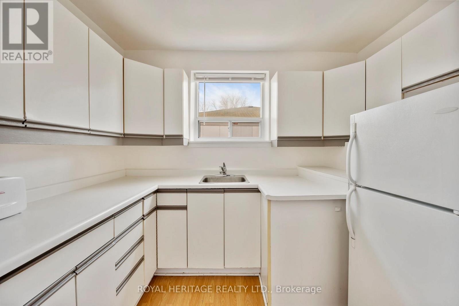 121 Tulloch Drive, Ajax, Ontario  L1S 2S7 - Photo 12 - E12962680