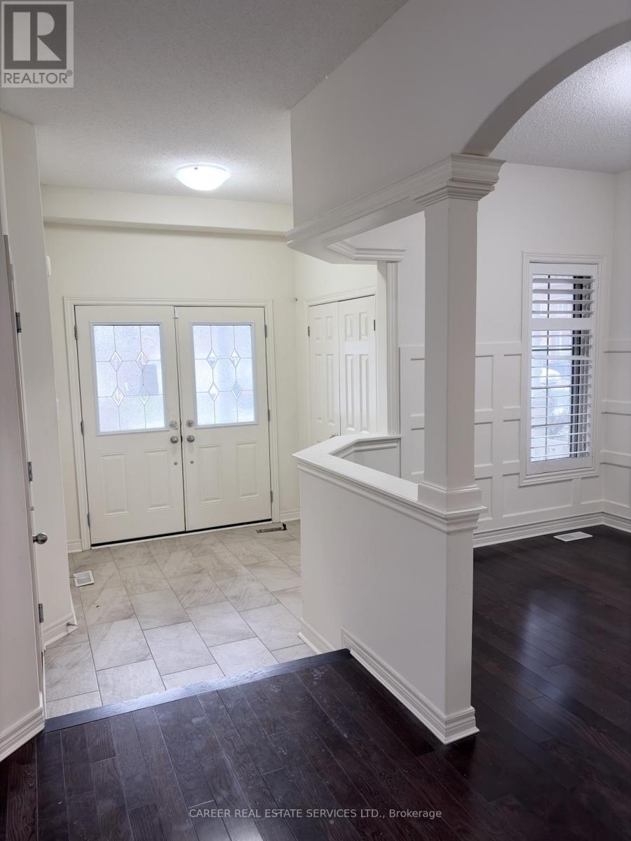 24 Crellin Street, Ajax, Ontario  L1Z 0C6 - Photo 3 - E13065530