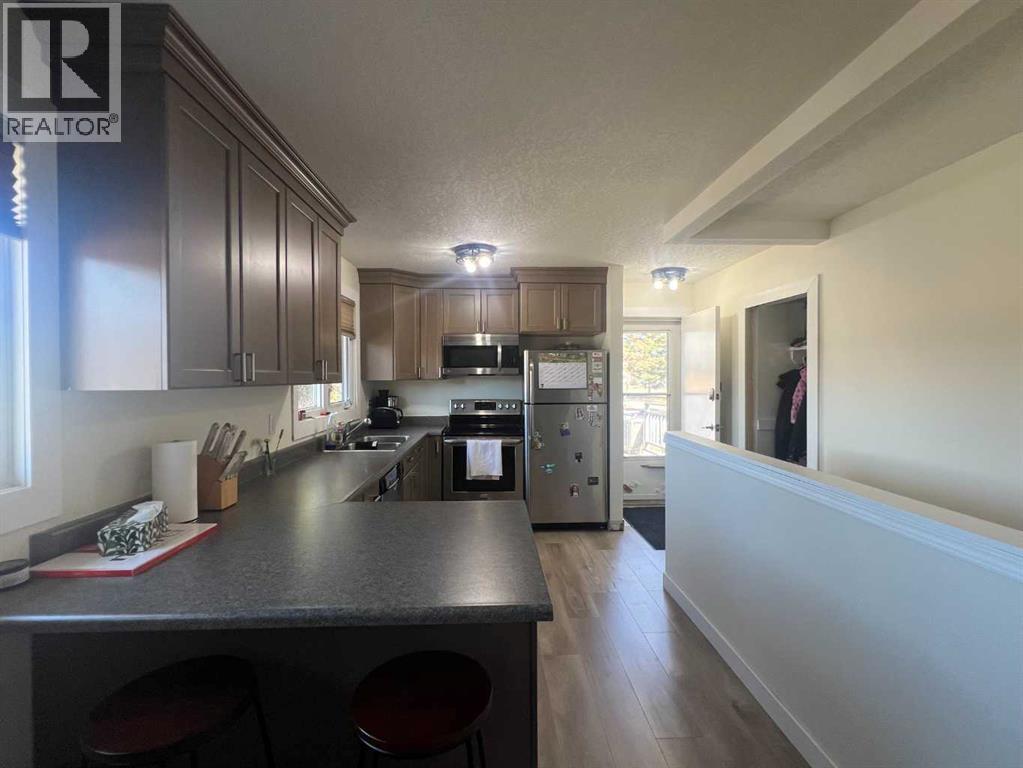 4830 16 Avenue, Edson, Alberta  T7E 1G4 - Photo 11 - A2306063