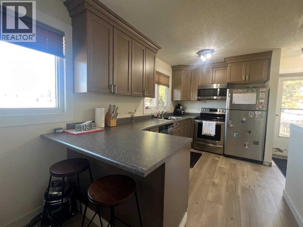 4830 16 Avenue, Edson, Alberta  T7E 1G4 - Photo 9 - A2306063