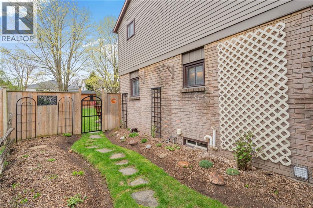 56 Angela Crescent, Cambridge, Ontario  N1S 4B6 - Photo 34 - 40825350