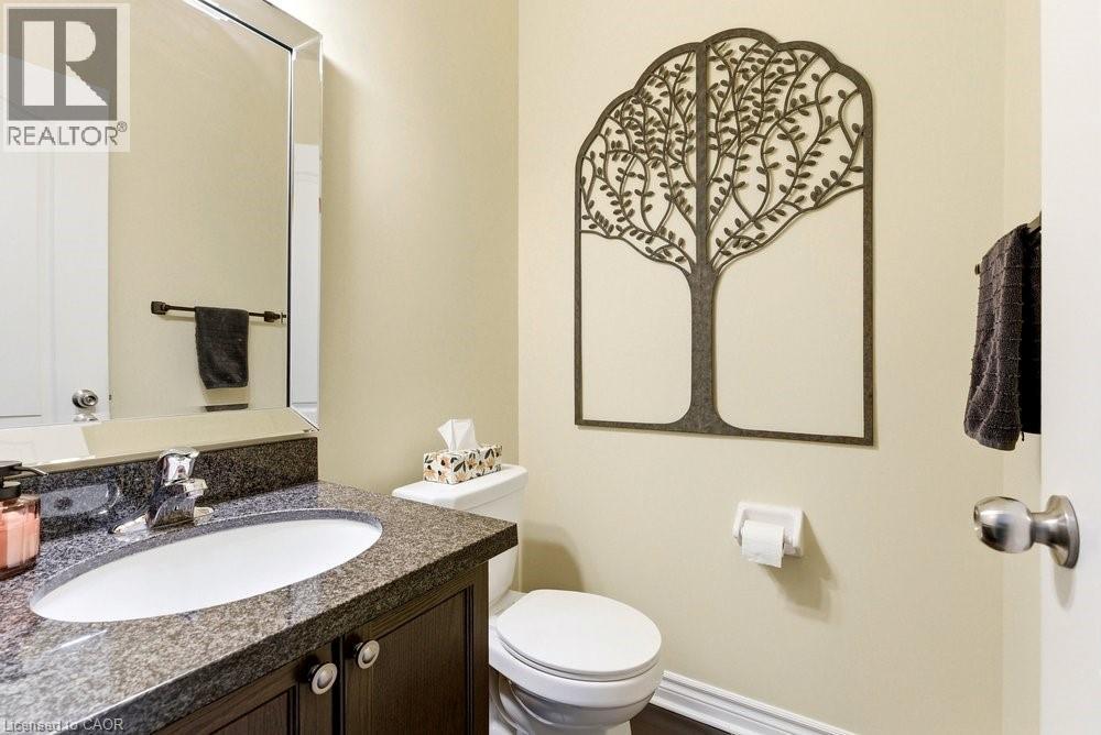 2362 Peppiatt Common, Burlington, Ontario  L7R 0C8 - Photo 7 - 40825341