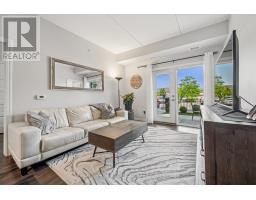 121 - 35 KINGSBURY SQUARE, Guelph, Ontario