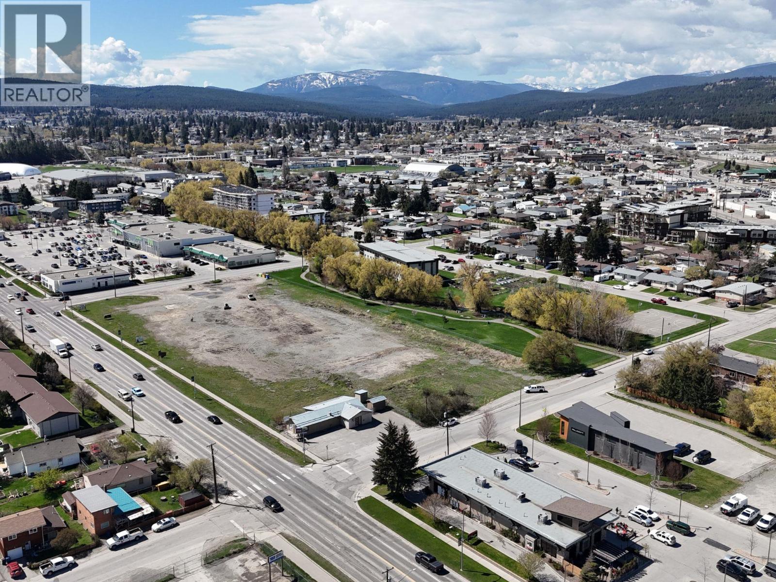 741 20th Avenue N, Cranbrook, British Columbia  V1C 3N4 - Photo 22 - 10385403