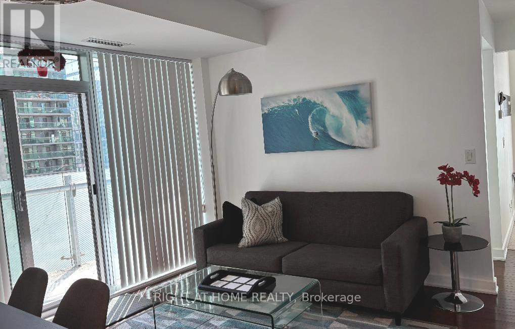 1208 - 14 York Street, Toronto, Ontario  M5J 0A9 - Photo 14 - C12703956