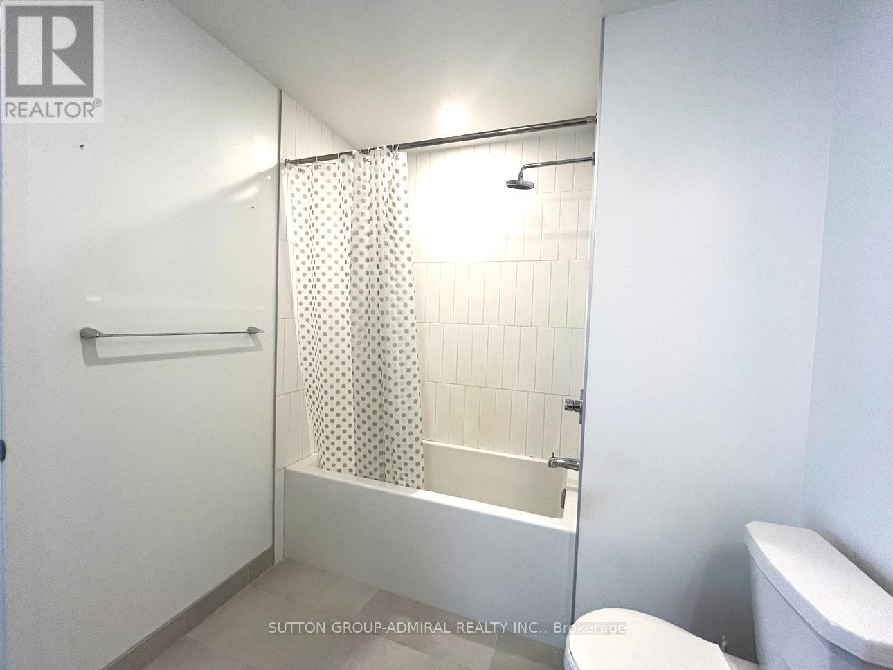 C906 - 8 Beverley Glen Boulevard, Vaughan, Ontario  L4J 0L5 - Photo 11 - N13054134