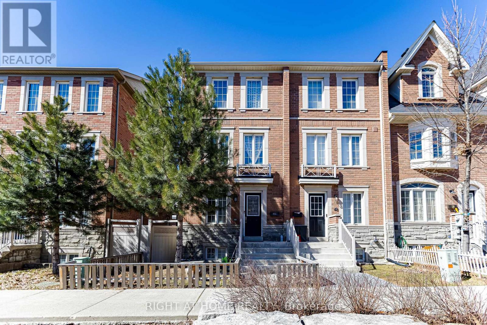 46 ODOARDO DI SANTO CIRCLE, Toronto, Ontario