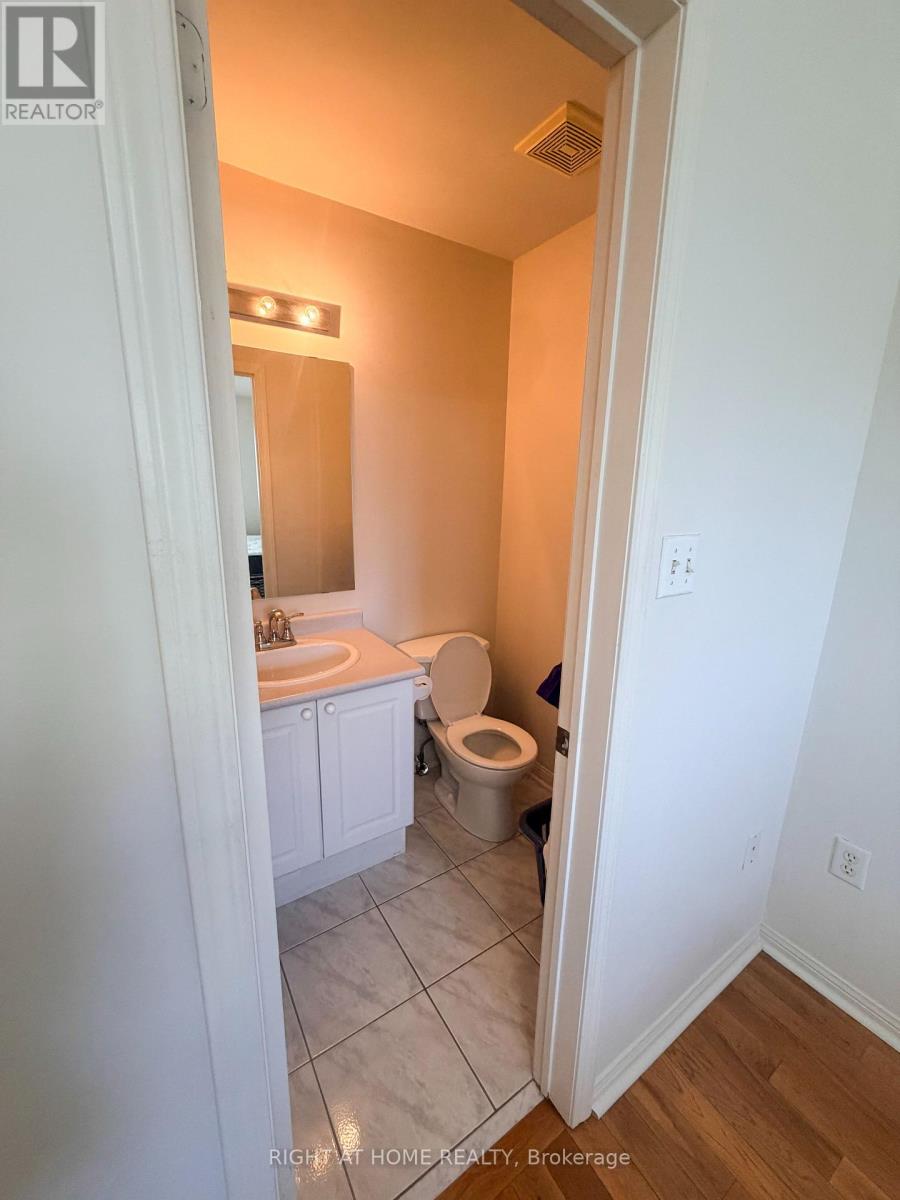 28 - 1525 South Parade Court, Mississauga, Ontario  L5M 6E9 - Photo 17 - W13046928