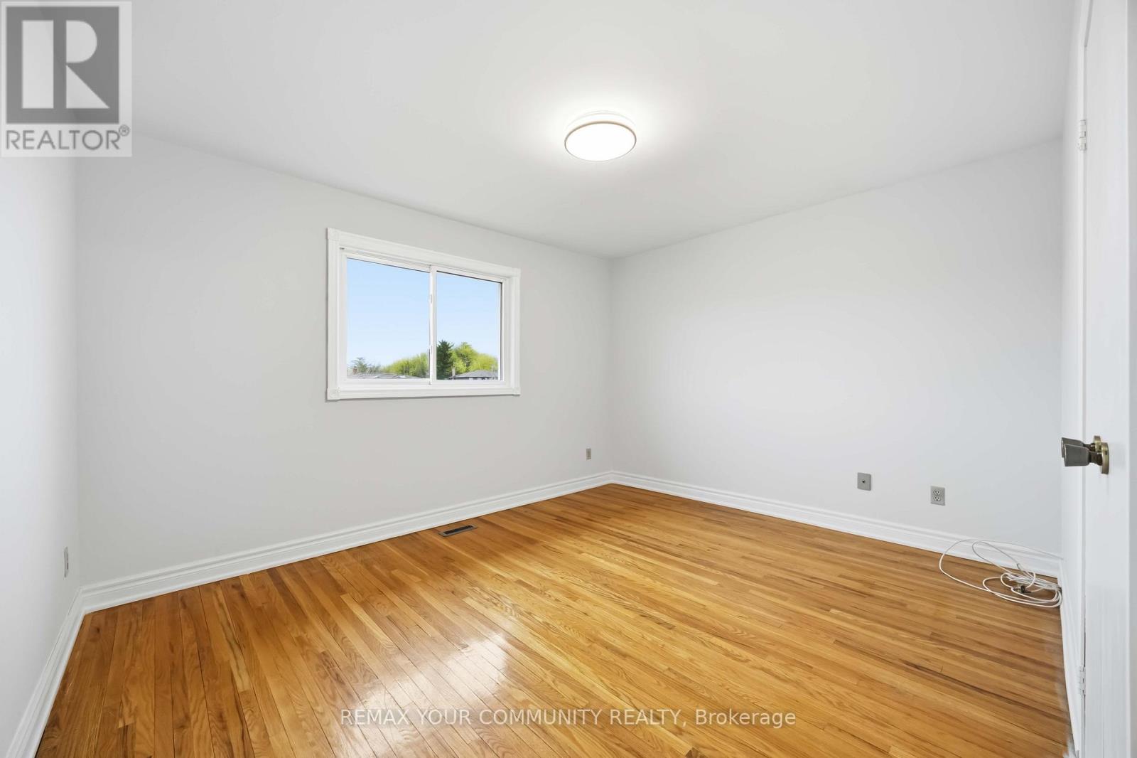 30 John Lindsay Court, Toronto, Ontario  M3L 2K1 - Photo 22 - W13059000