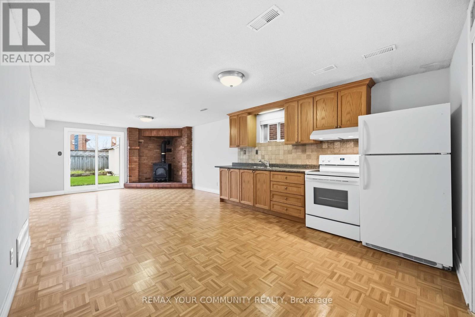 30 John Lindsay Court, Toronto, Ontario  M3L 2K1 - Photo 30 - W13059000