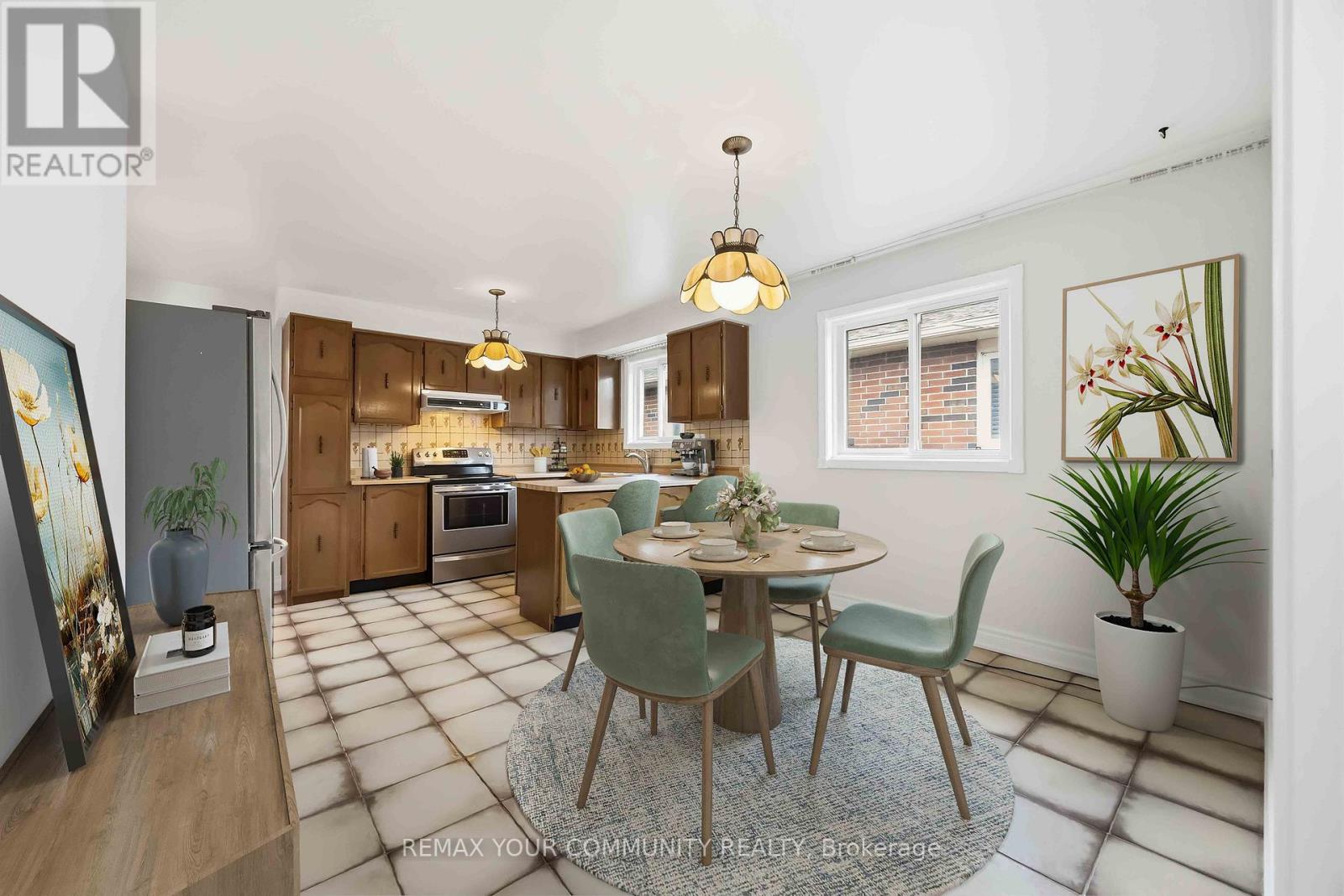 30 John Lindsay Court, Toronto, Ontario  M3L 2K1 - Photo 7 - W13059000