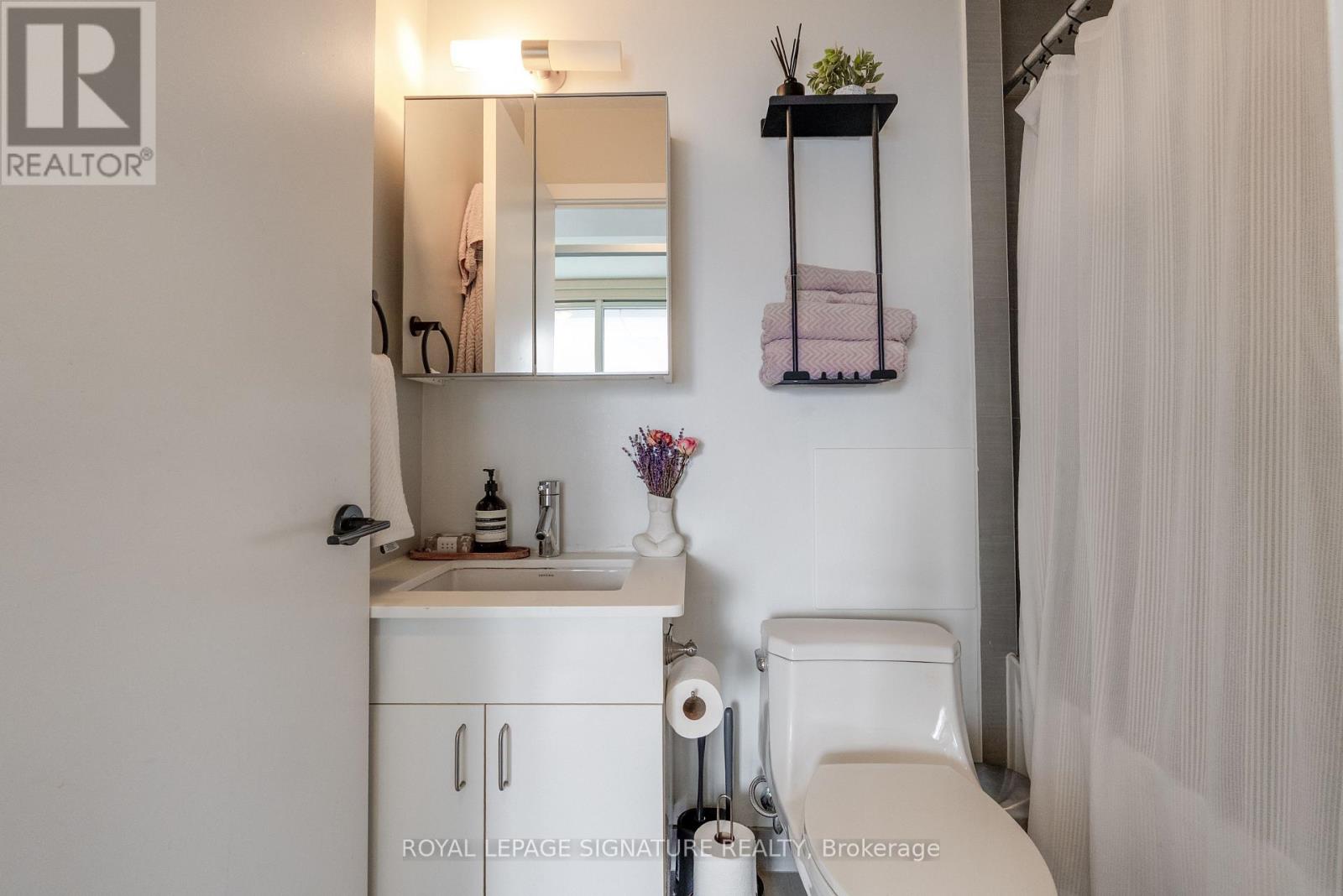 2503 - 426 University Avenue, Toronto, Ontario  M5G 1S9 - Photo 12 - C13065334