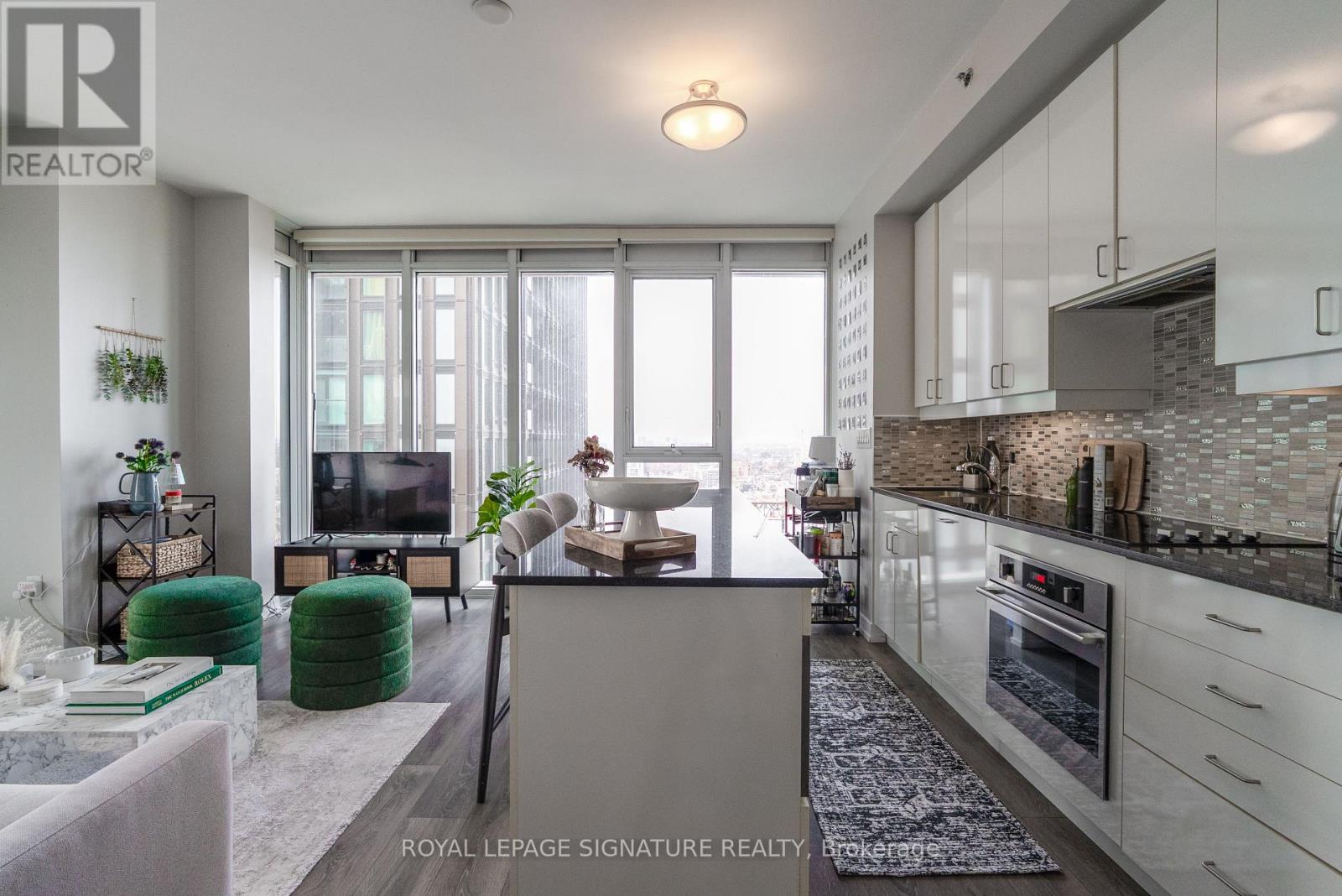 2503 - 426 University Avenue, Toronto, Ontario  M5G 1S9 - Photo 4 - C13065334