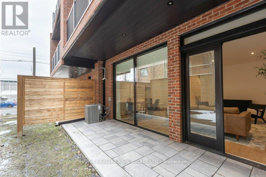 32 Evergreen Gardens, Toronto, Ontario  M4G 1C5 - Photo 12 - C13065370