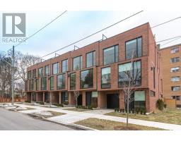 32 EVERGREEN GARDENS, Toronto, Ontario