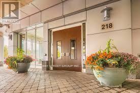 604 - 218 Queens Quay W, Toronto (Waterfront Communities), Ontario  M5J 2Y6 - Photo 4 - C13065376