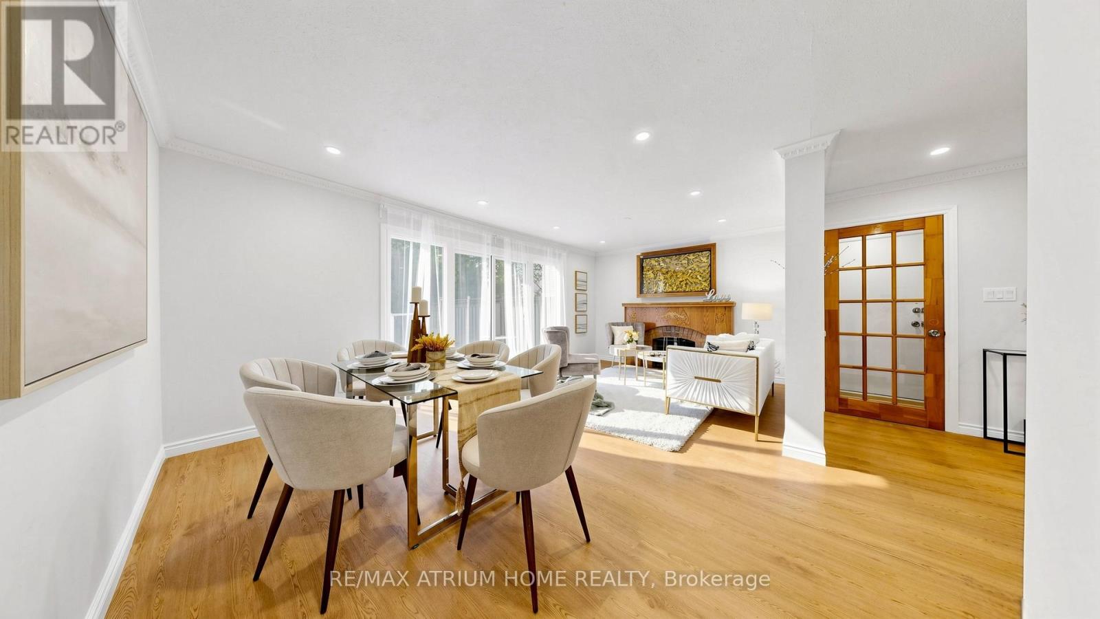 13 Applegate Crescent E, Toronto (Hillcrest Village), Ontario  M2H 2R5 - Photo 8 - C13065504