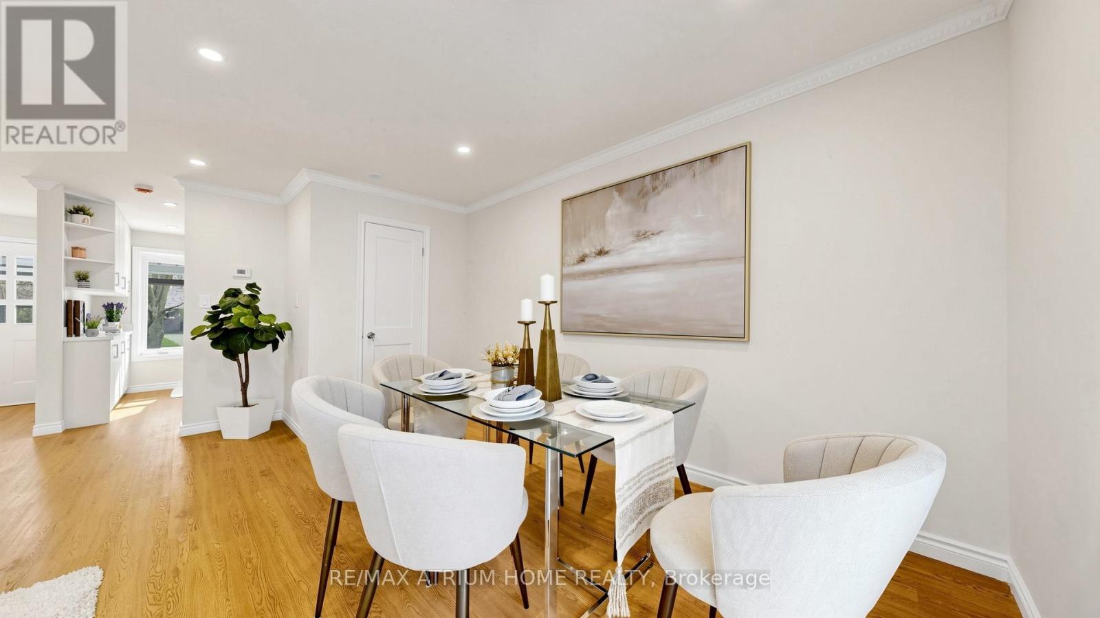 13 Applegate Crescent E, Toronto (Hillcrest Village), Ontario  M2H 2R5 - Photo 9 - C13065504