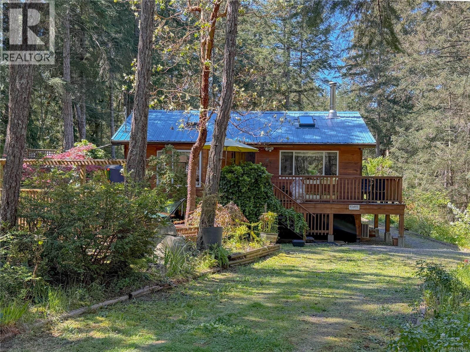 1085 Sansom Rd, Gabriola Island, British Columbia