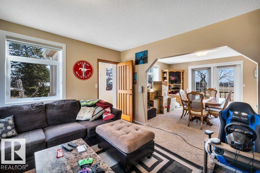 27110 Twp Rd 513, Rural Parkland County, Alberta  T7Y 1H1 - Photo 15 - E4484996