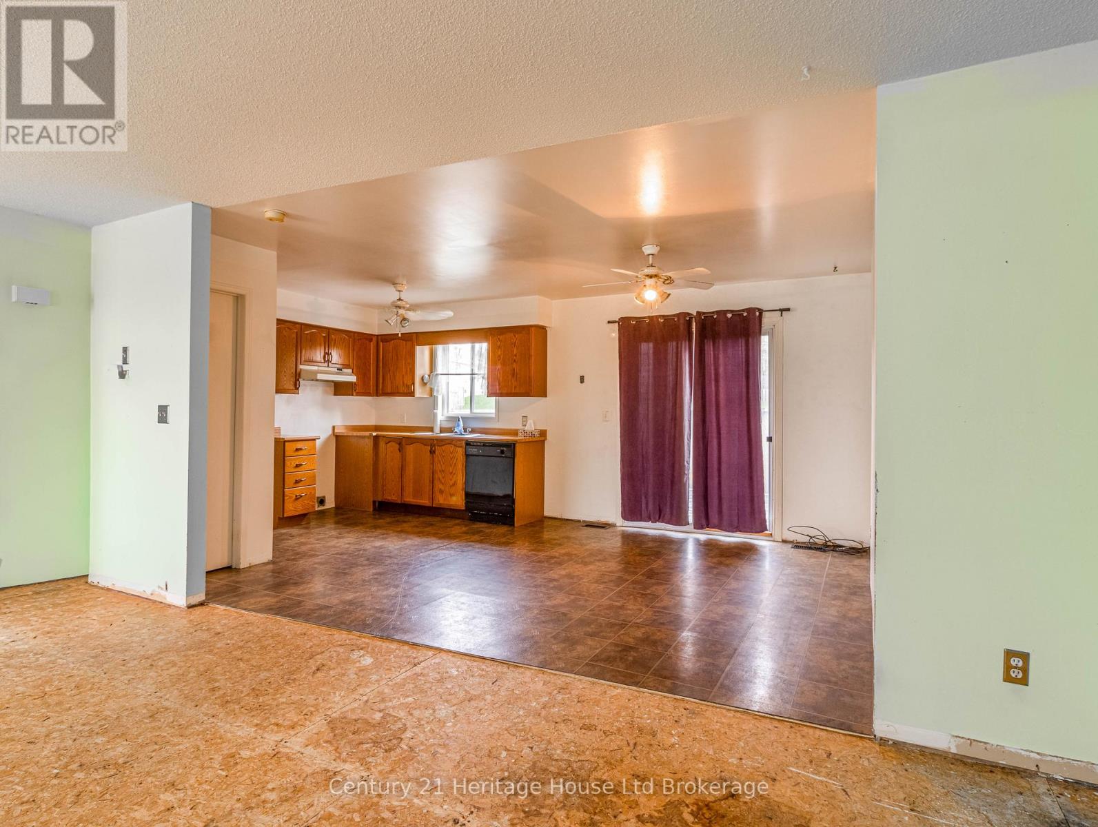 14 Pebble Beach Court, Woodstock, Ontario  N4S 8X1 - Photo 6 - X13058746