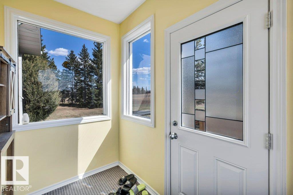 27110 Twp Rd 513, Rural Parkland County, Alberta  T7Y 1H1 - Photo 13 - E4484996