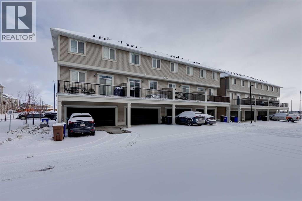 237 South Point Park Sw, Airdrie, Alberta  T4B 5G8 - Photo 30 - A2298538