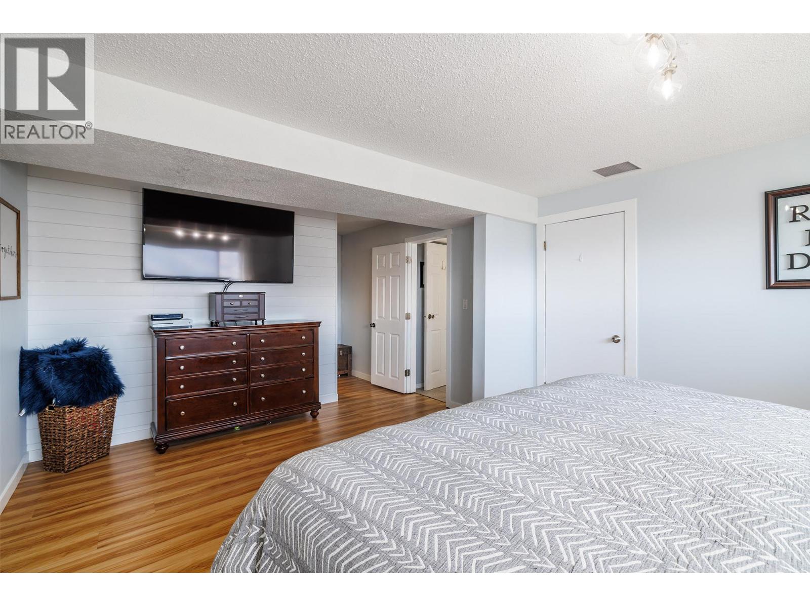 6132 Wilson Road, Peachland, British Columbia  V0H 1X7 - Photo 18 - 10385149