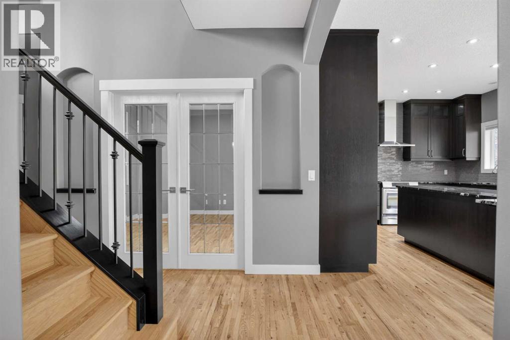 220 Sunterra Ridge Place, Cochrane, Alberta  T4C 1W1 - Photo 6 - A2306417
