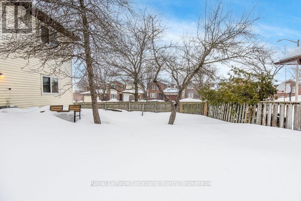341 Hickling Trail, Barrie, Ontario  L4M 5Z6 - Photo 3 - S12867962